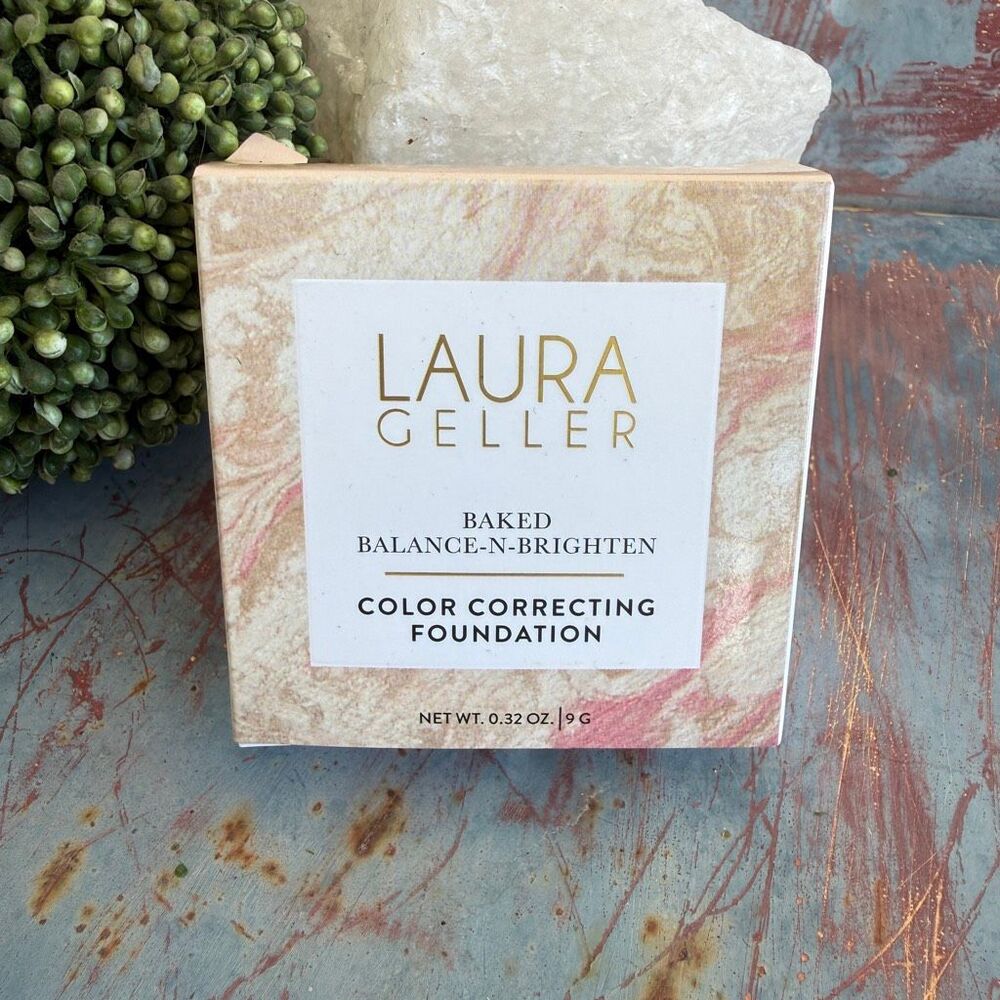 NIB Laura Geller Baked Balance-N-Brighten Color Correcting Foundation Porcelain